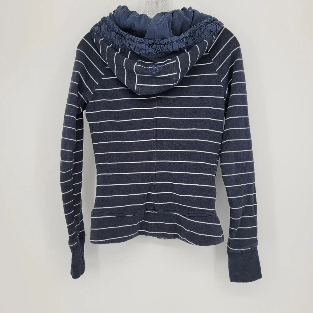 Lululemon movement jacket stripe size 4